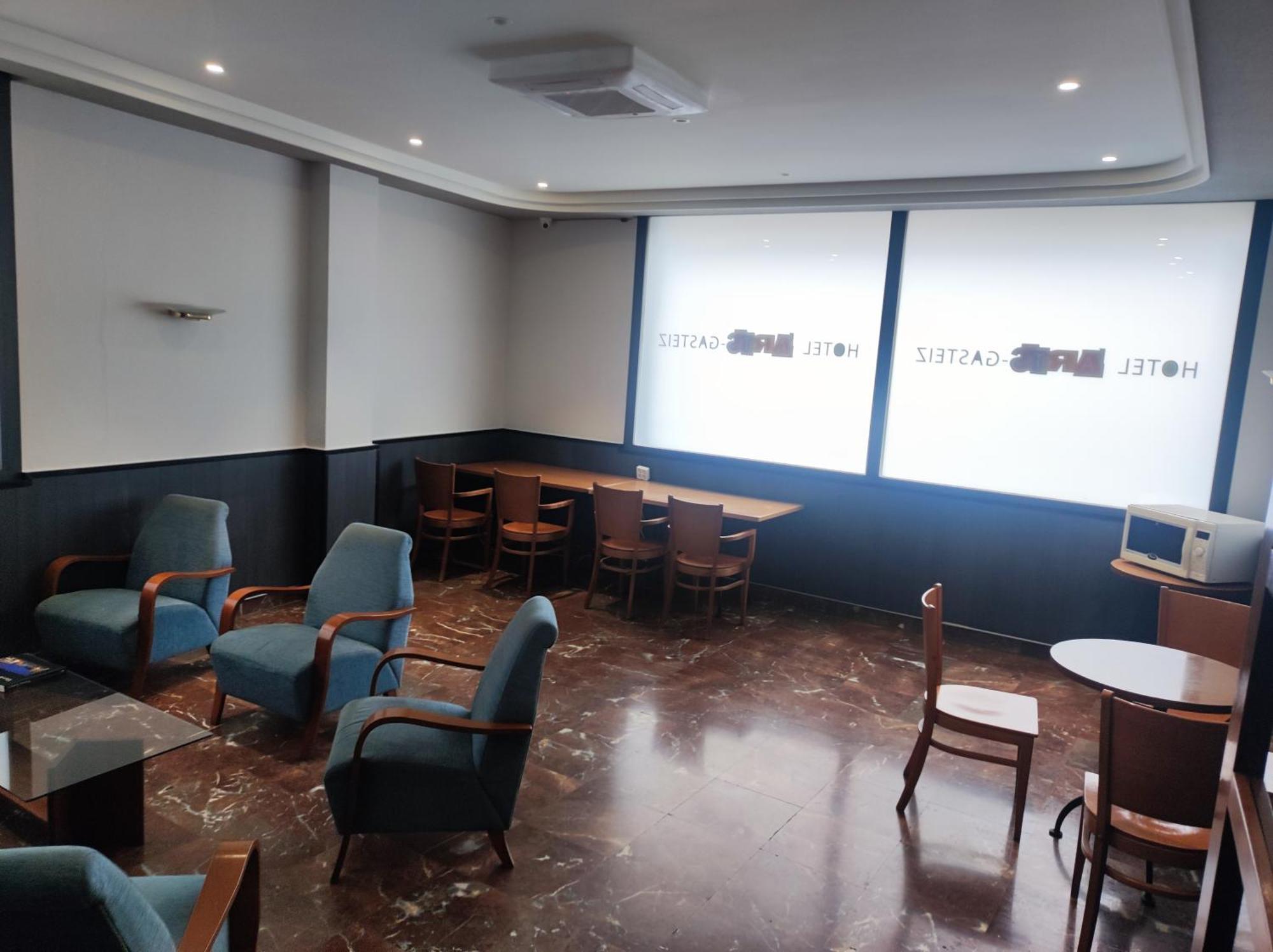Hotel Arts - Gasteiz Centro Витория Экстерьер фото